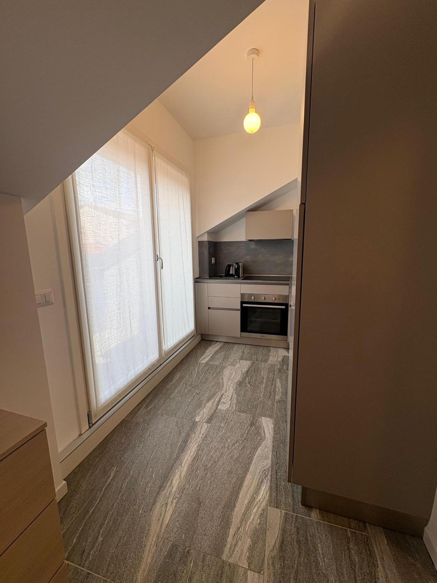 Essential Apartment Sesto San Giovanni Luaran gambar