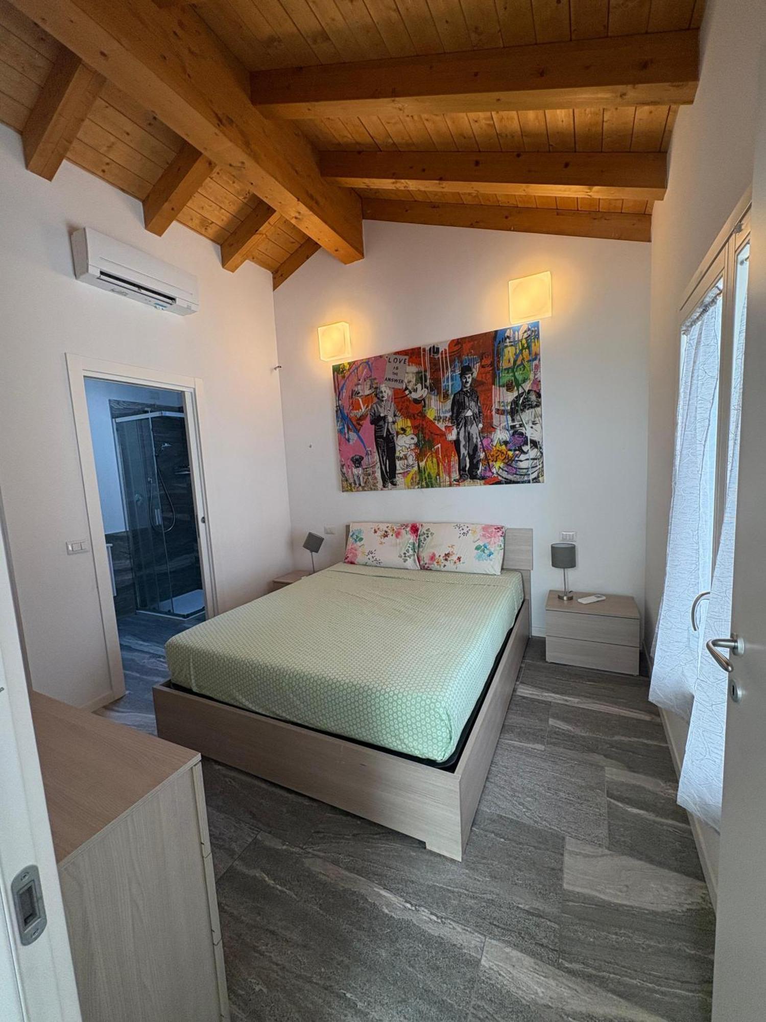Essential Apartment Sesto San Giovanni Luaran gambar